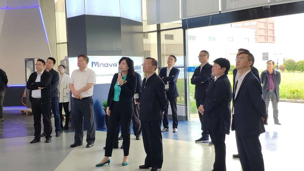 贵州省副省长胡忠雄到成威科技调研