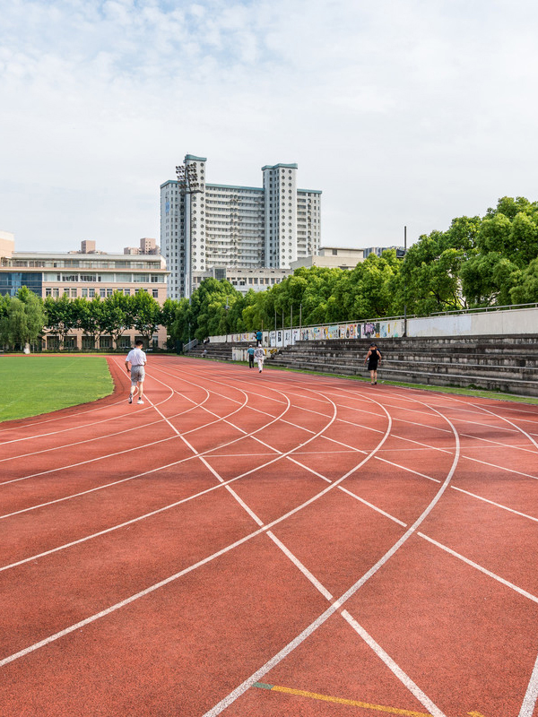 学校